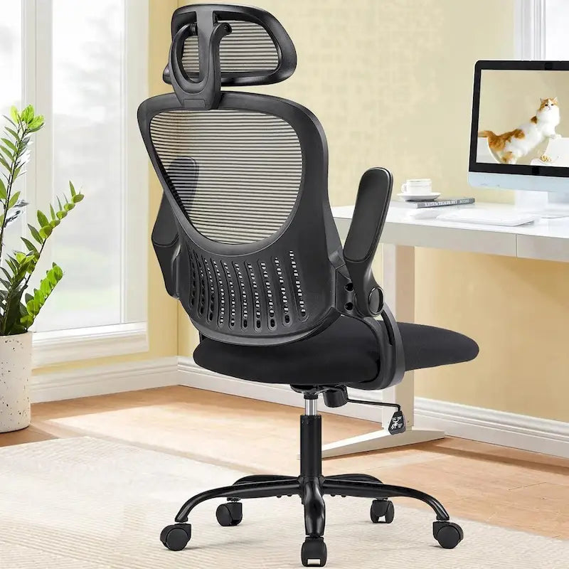 Chaise de bureau mi-hauteur en maille noire/bleue/marron, accoudoirs relevables, appui-tête réglable, utilisateur unique